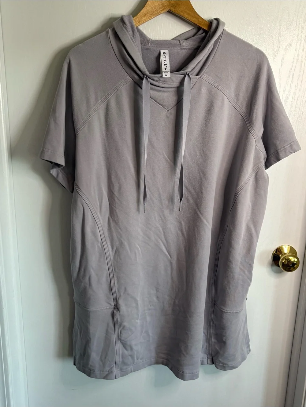 Athleta Women's 1X Gray Pullover Hoodie Tunic Short Sleeve Raglan Pockets Comfy
